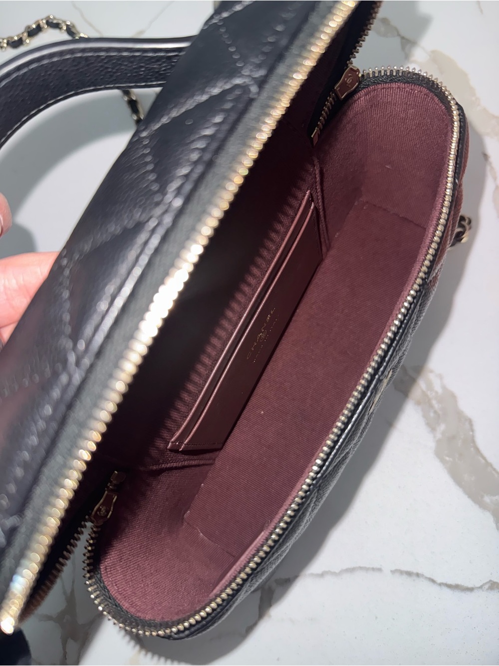 CHANEL Black Slim Vanity Bag - Picture 5 of 7